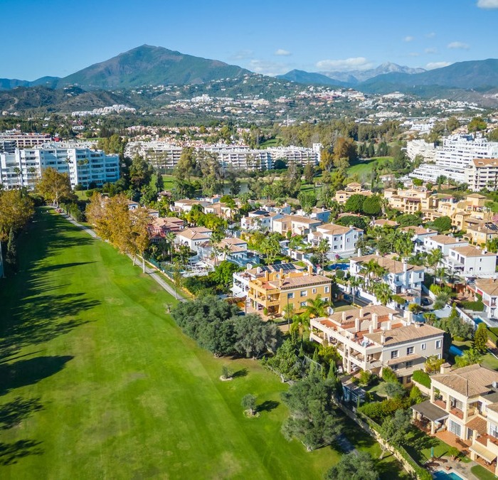 Villa en Premiere Ligne de Golf à Guadalmina Alta, San Pedro de Alcantara | Image 22