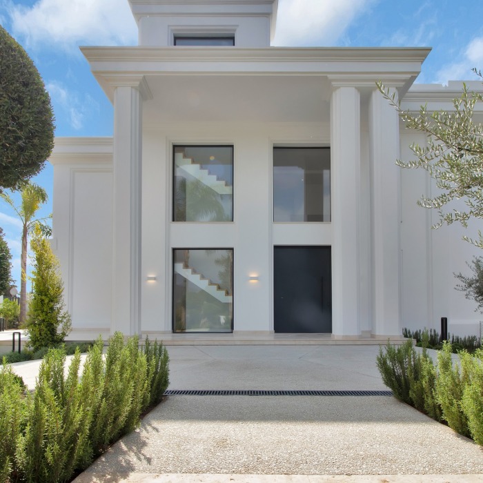 Modern Villa in Lomas de Marbella Club, Benahavis | Image 8