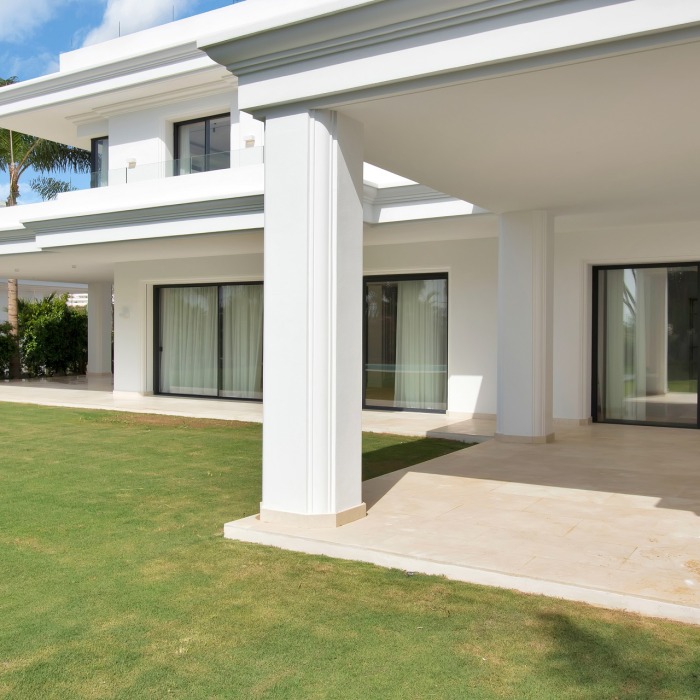 Modern Villa in Lomas de Marbella Club, Benahavis | Image 4