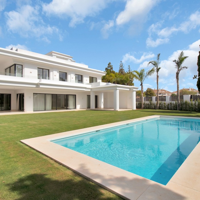 Modern Villa in Lomas de Marbella Club, Benahavis | Image 2