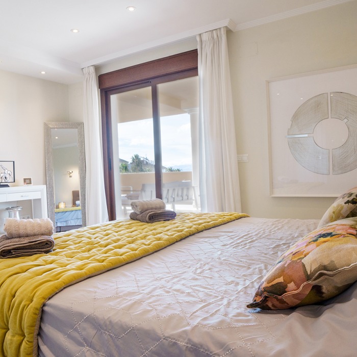 Sea View Duplex Penthouse in Quinta Del Virrey, Marbella Golden Mile | Image 25