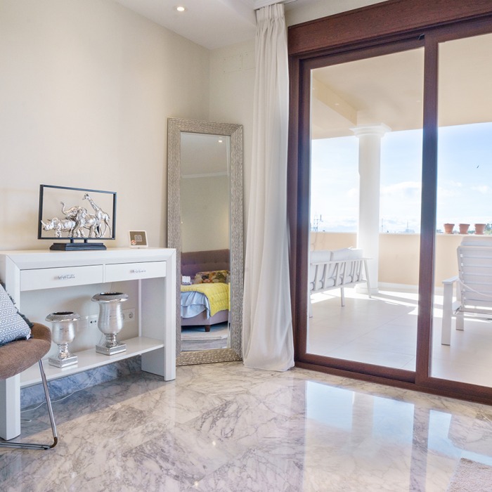 Sea View Duplex Penthouse in Quinta Del Virrey, Marbella Golden Mile | Image 26