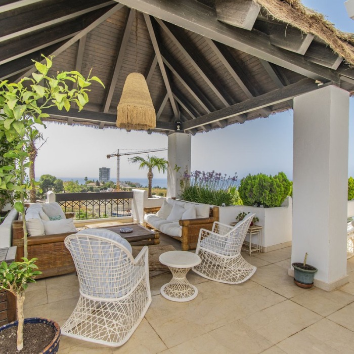 Penthouse Elegant avec vue mer à Rio Real, Marbella | Image 17