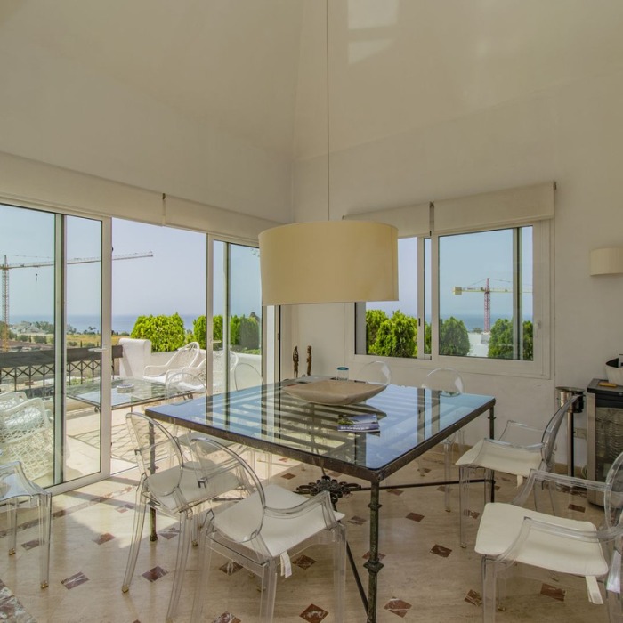 Penthouse Elegant avec vue mer à Rio Real, Marbella | Image 19