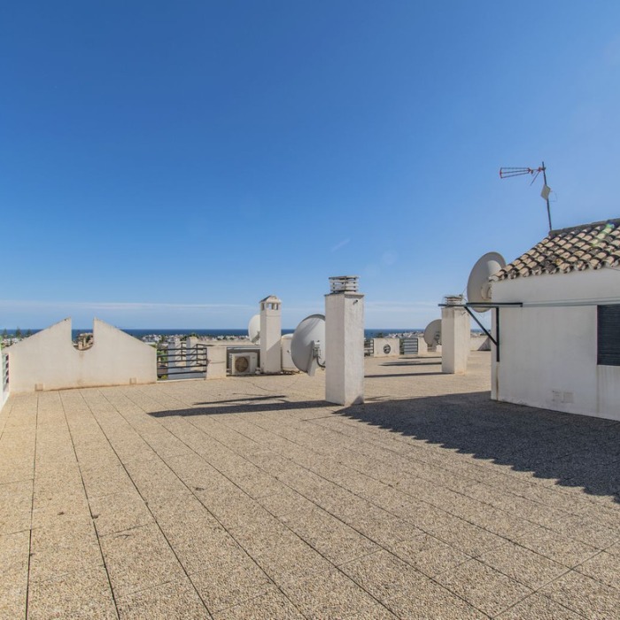 Panoramic Sea View Apartment in San Pedro de Alcantara | Image 18