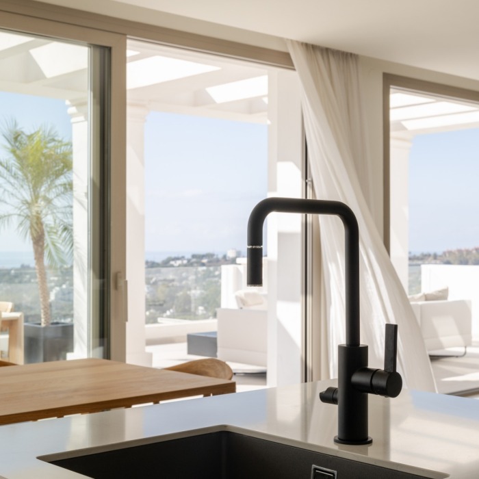 Sea view penthouse at Nine Lions Residences in Nueva Andalucia, Marbella | Image 5