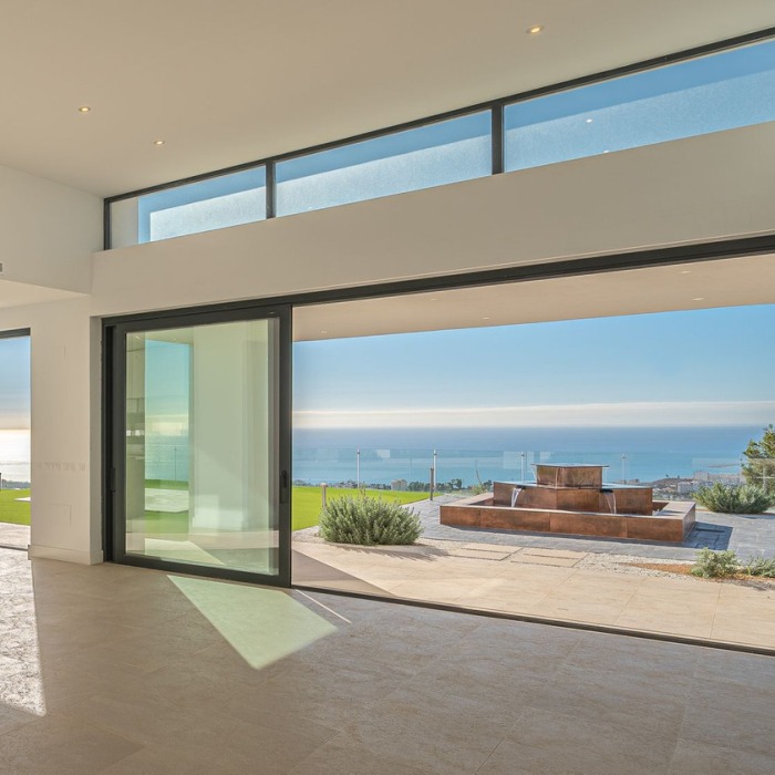 Villa Moderna con Vistas al Mar en Mijas | Image 17