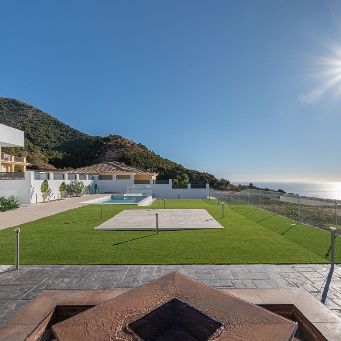 Villa Moderna con Vistas al Mar en Mijas | Image 10