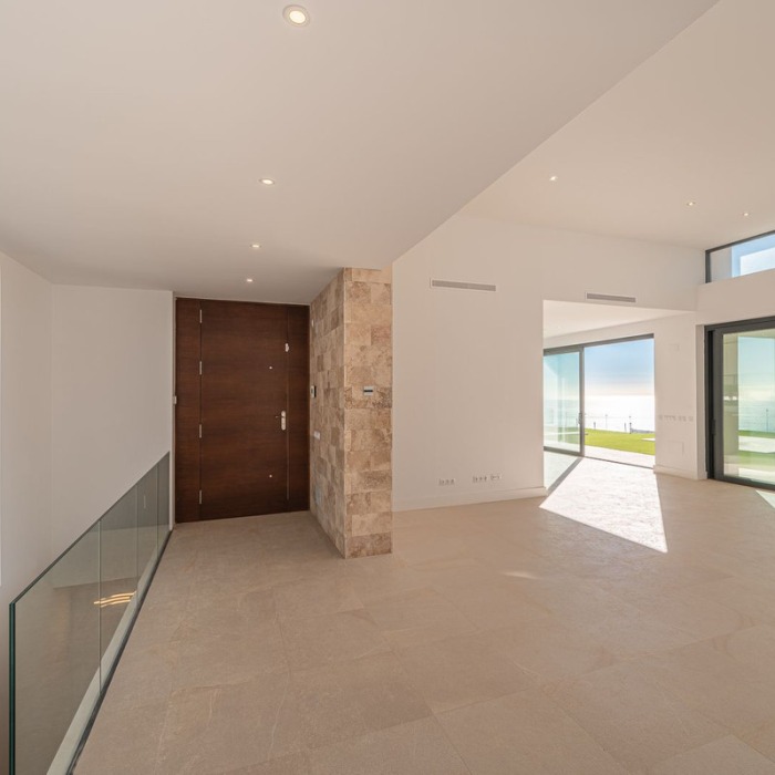 Modern Villa with Sea View in Mijas | Image 38