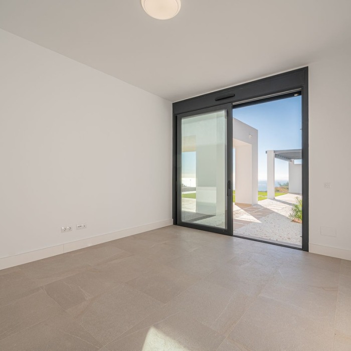 Modern Villa with Sea View in Mijas | Image 39