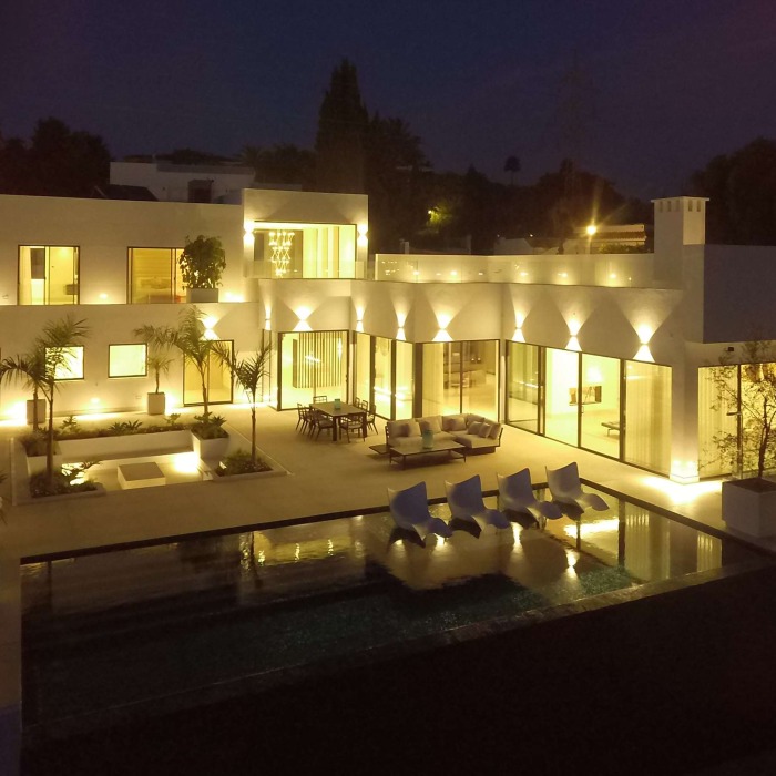 Modern Sea View Villa in El Rosario, Marbella East | Image 16