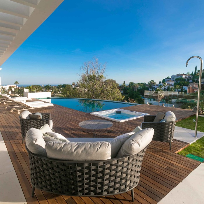 New Villa in La Quinta, Benahavis | Image 37