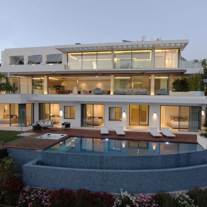 New Villa in La Quinta, Benahavis | Image 1