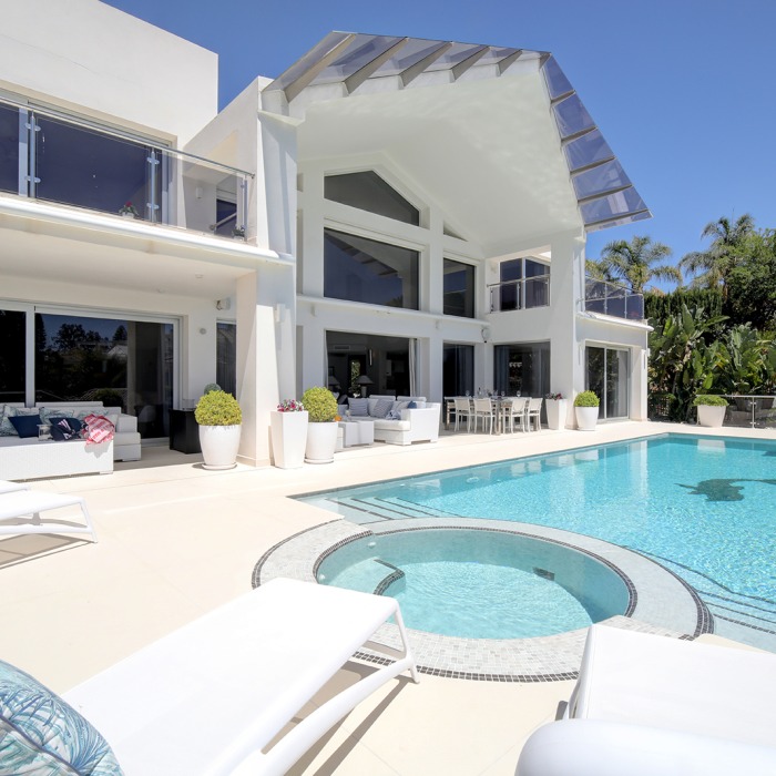 Villa for sale in Los Naranjos Golf, Nueva Andalucia Marbella77