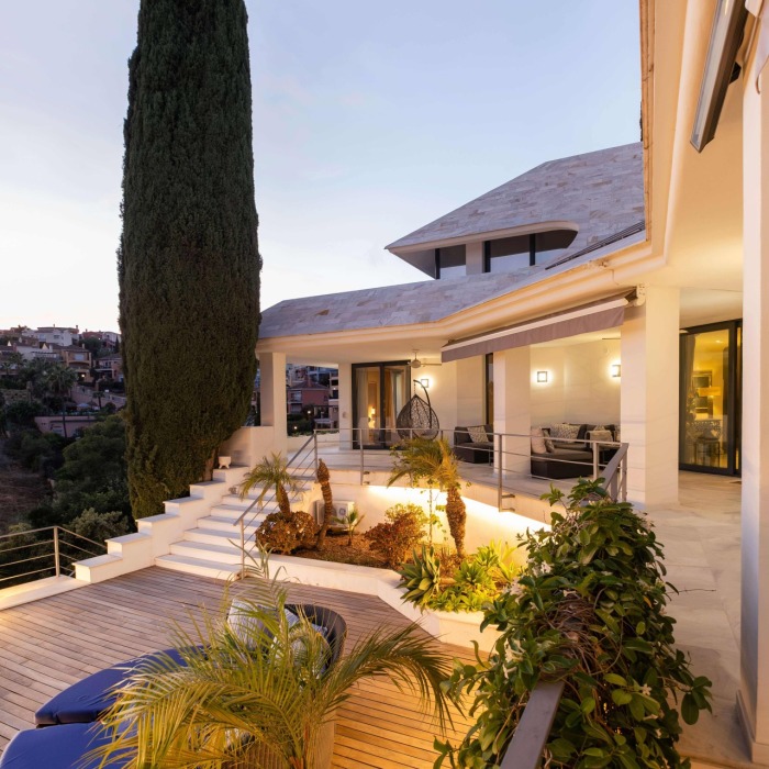 Futuristic Villa in Supermanzana H Nueva Andalucia | Image 36
