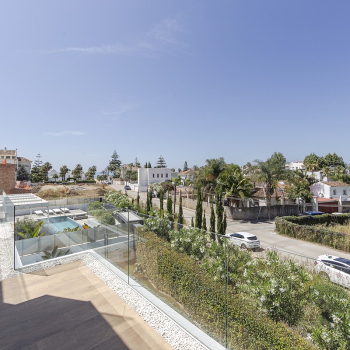 Nouvelle Villa proche de la mer à Rio Verde à Marbella | Image 23