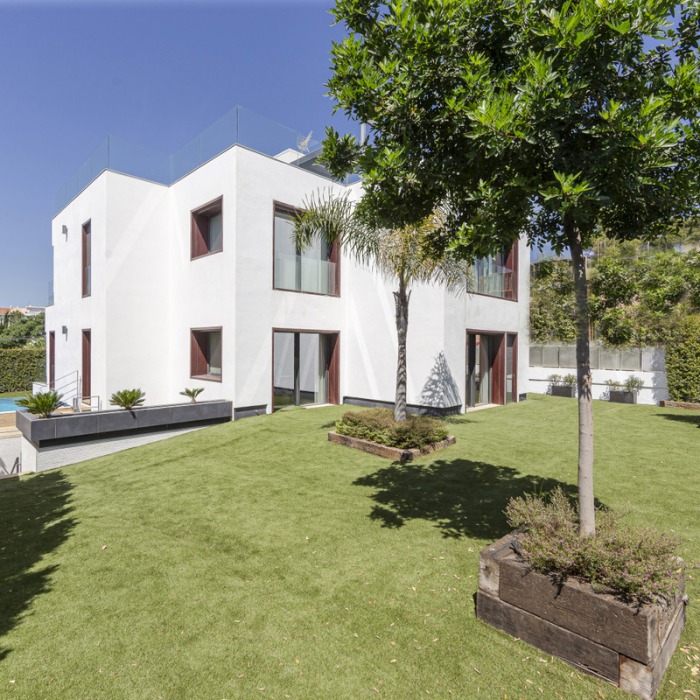 Nouvelle Villa proche de la mer à Rio Verde à Marbella | Image 26