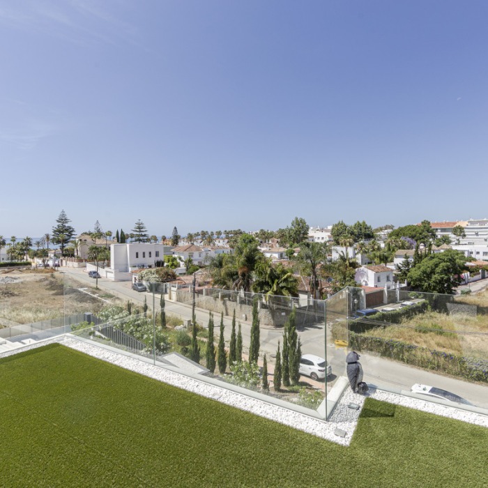 Nouvelle Villa proche de la mer à Rio Verde à Marbella | Image 7