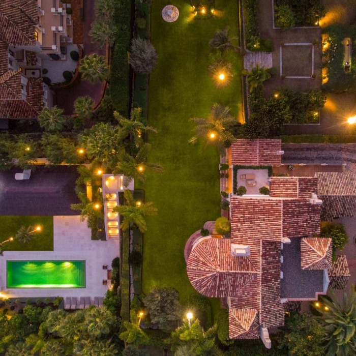 Hermosa Villa Andaluza en Sierra Blanca, Milla de Oro de Marbella | Image 14