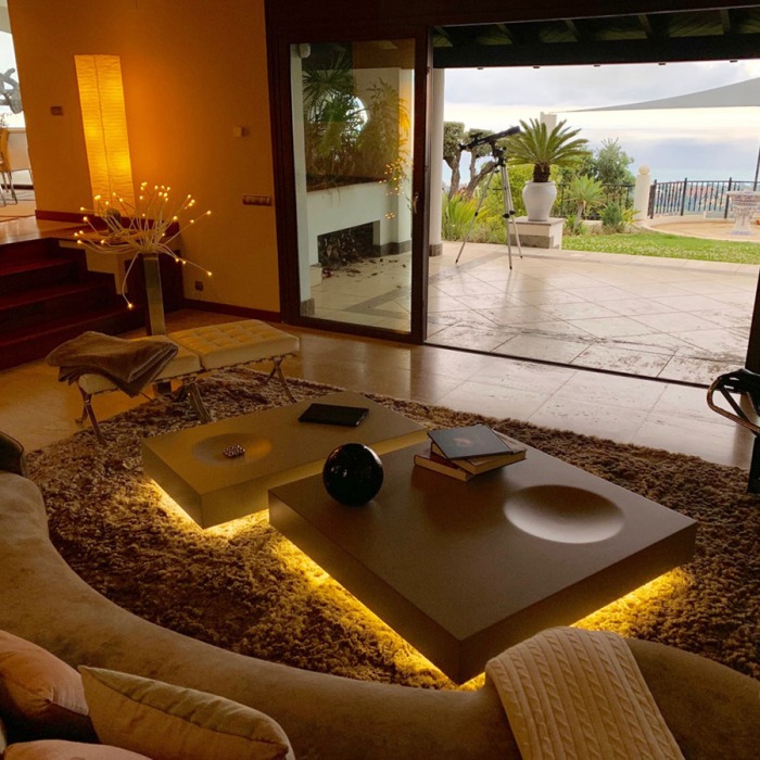Amazing Andalusian Villa with sea views in Los Monteros, Marbella East | Image 2