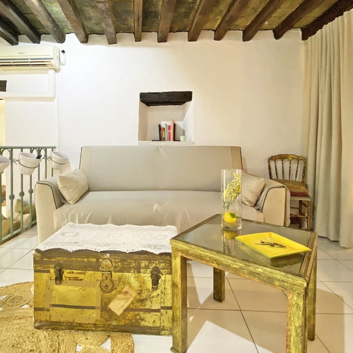 Renovated Andalusian Apartment in Marbella Old Town | Image 9