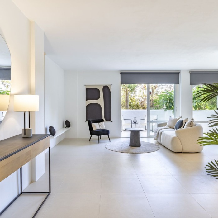 Appartement moderne en bord de mer à vendre à Marbella Est | Image 28