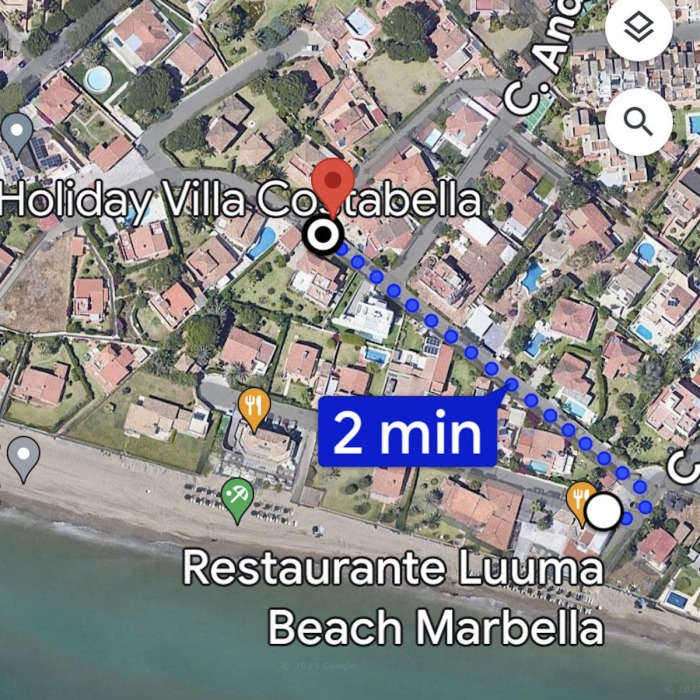 Acogedora Casa junto a la Playa en Costabella, Marbella Est | Image 4