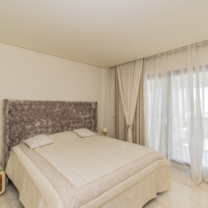 Luxueux Appartement en Première Ligne de Plage à Estepona | Image 23