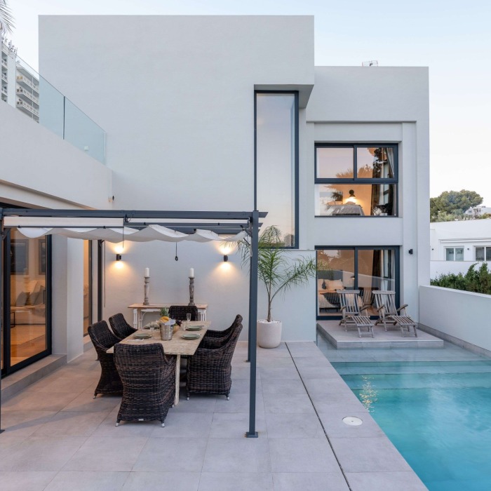 Modern Villa for sale in Nueva Andalucia, Marbella15