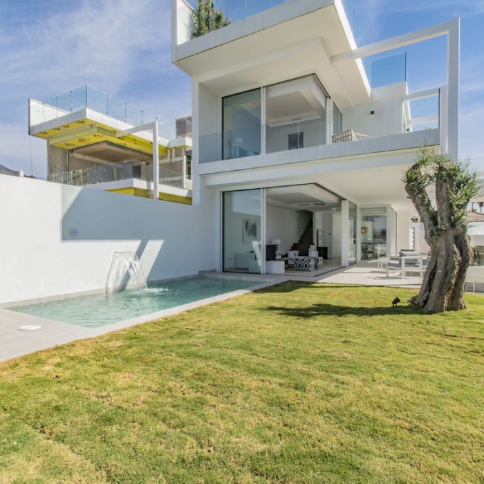 Modern Villa with sea views for sale in Marbella, Spain38