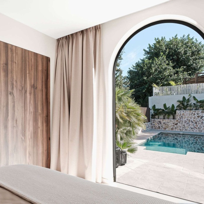 Tastefully Renovated Modern villa in Nueva Andalucia, Marbella | Image 31