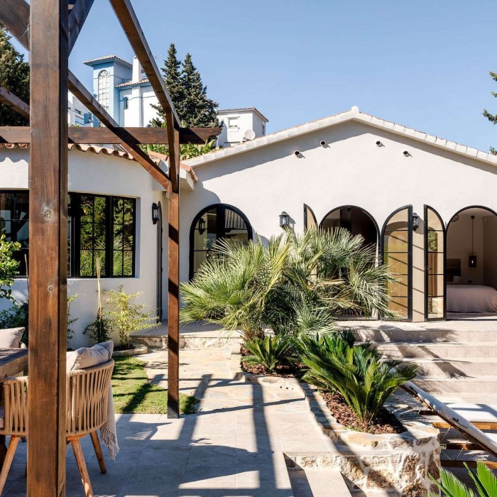 Tastefully Renovated Modern villa in Nueva Andalucia, Marbella | Image 7