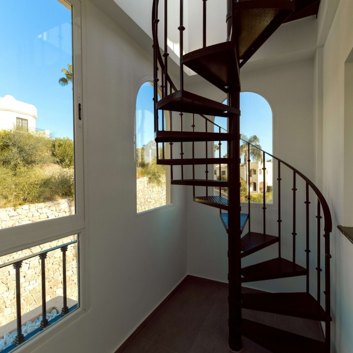 Modern Penthouse in La Quinta, Benahavis | Image 104