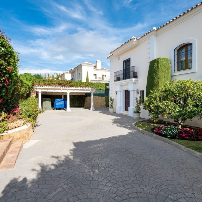 Belle Villa Andalouse à El Paraiso, Estepona | Image 5