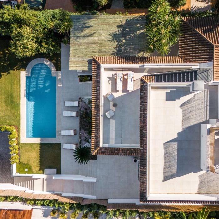 Beautiful Contemporary Villa in Las Brisas, Nueva Andalucia | Image 19