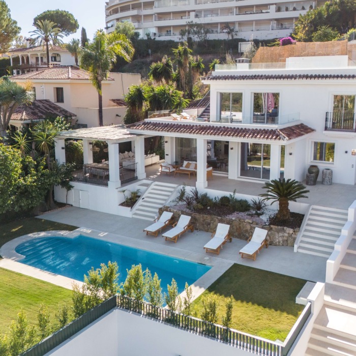 Beautiful Contemporary Villa in Las Brisas, Nueva Andalucia | Image 14