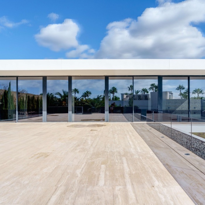 New Contemporary Villa with Golf Views in Los Naranjos, Nueva Andalucia | Image 35