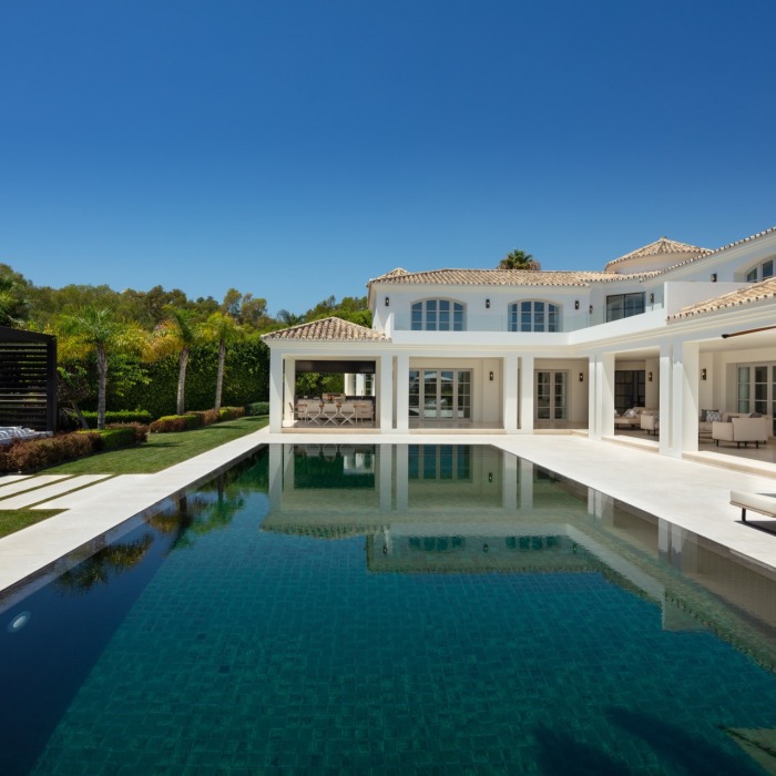 Andalusian Villa on the Front Line of Los Naranjos Golf in Nueva Andalucia | Image 4