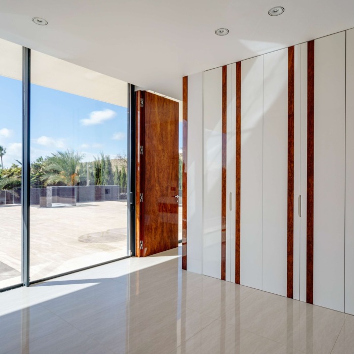 New Contemporary Villa with Golf Views in Los Naranjos, Nueva Andalucia | Image 31