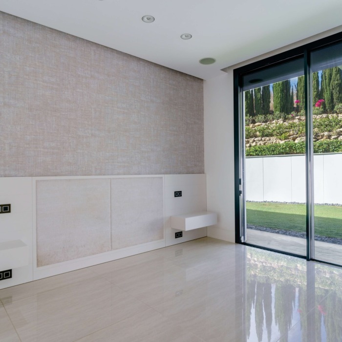 New Contemporary Villa with Golf Views in Los Naranjos, Nueva Andalucia | Image 44