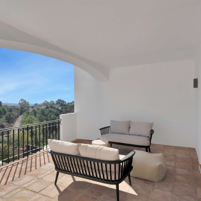 Enchanting Andalusian 2 bedroom apartment in a gated community in Pueblo Los Monteros, Marbella | Image 2