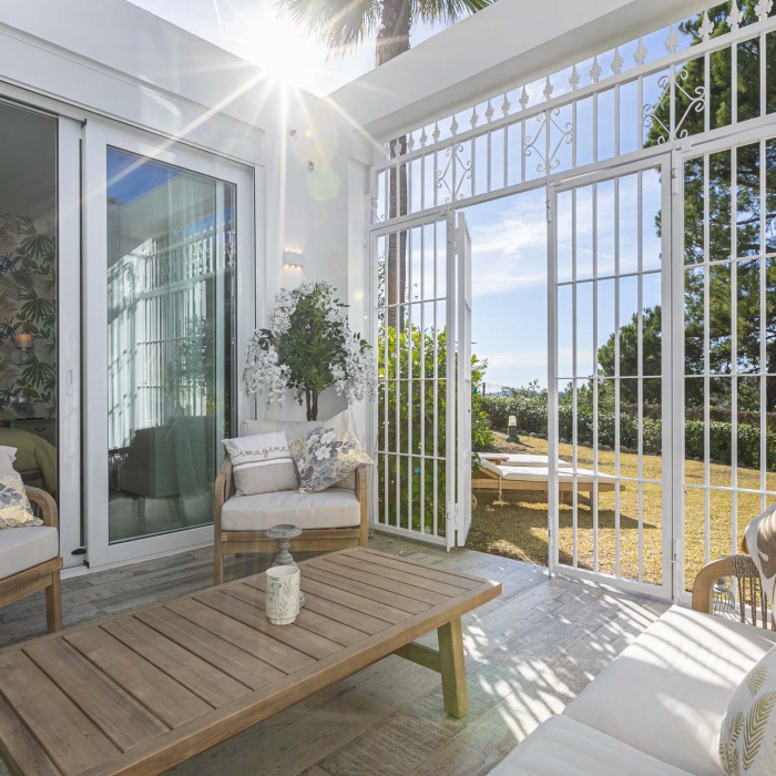 Lovely Apartment near the golf course in Terrazas de La Quinta, Benahavis | Image 4