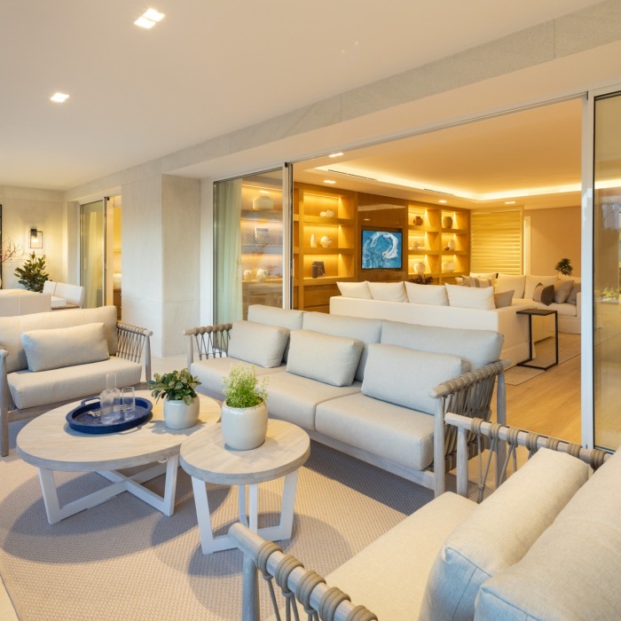 Modern Apartment in Don Gonzalo in Marbella Golden Mile | Image 3