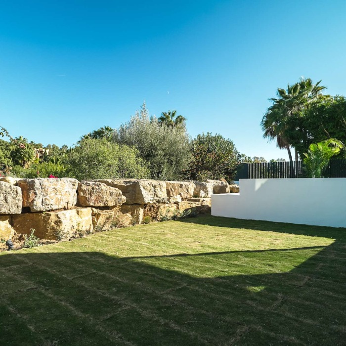 Villa Neuve en première ligne de Golf à El Campanario, Estepona | Image 20