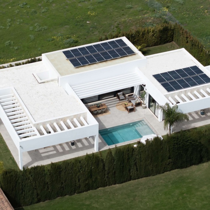 Modern villa for sale in Valle Romano, Spain1