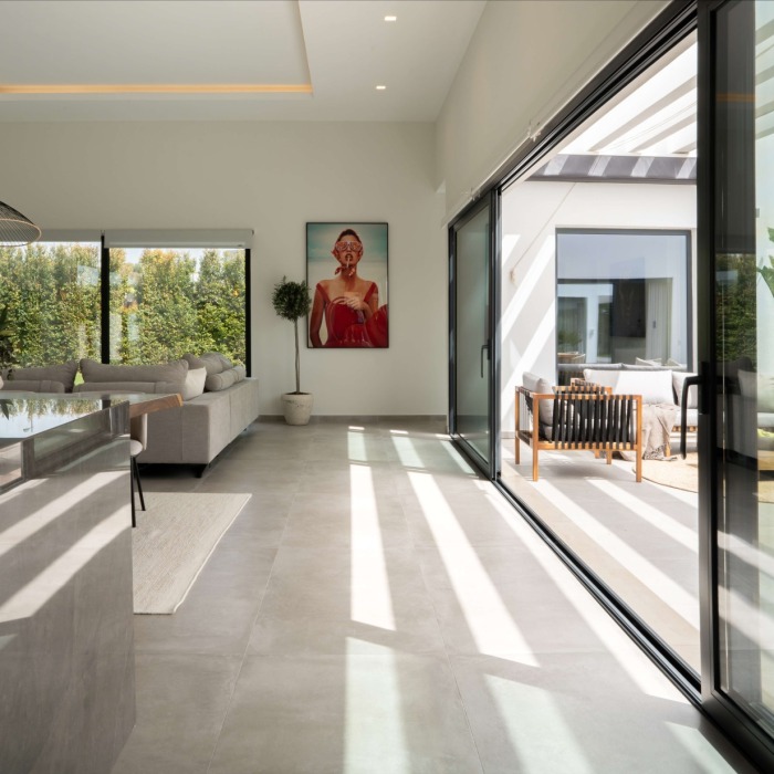 Elegant Contemporary Villa in Valle Romano | Image 48