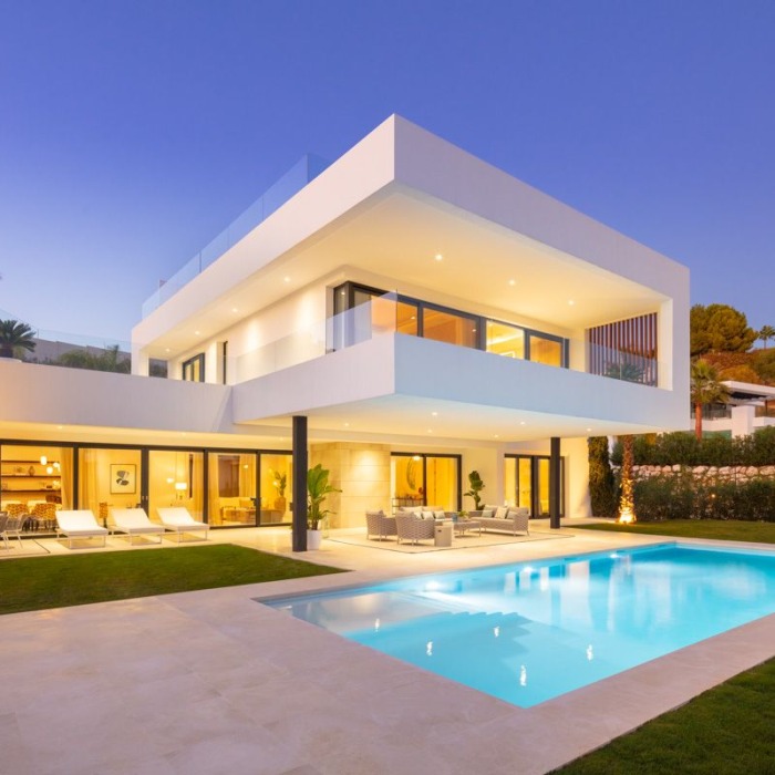 Modern Villa in Los Olivos, Nueva Andalucia | Image 31