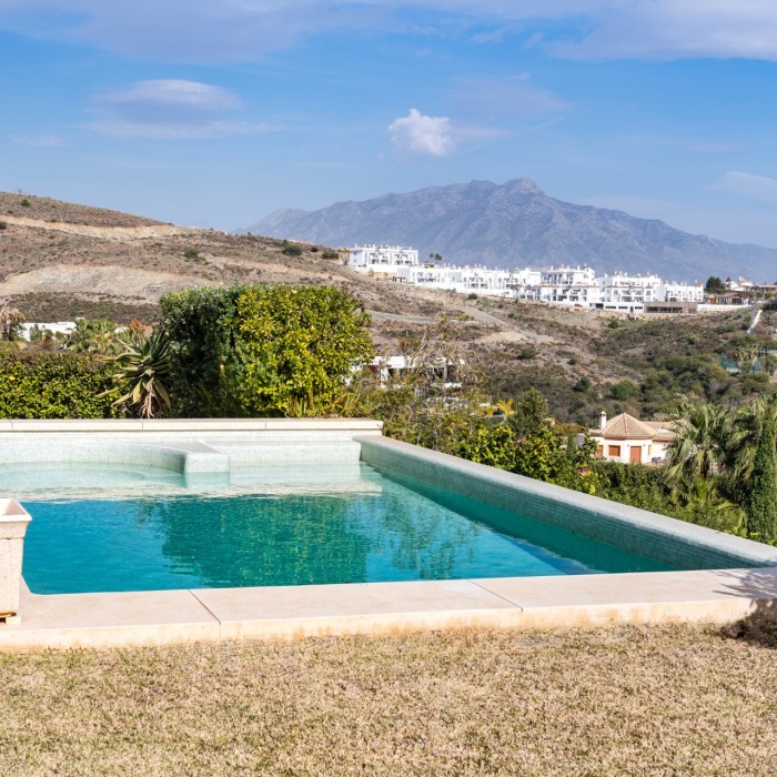 Luxurious Andalusian Villa in Los Flamingos, Benahavis | Image 34