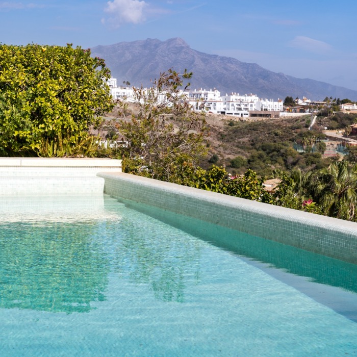 Luxurious Andalusian Villa in Los Flamingos, Benahavis | Image 35