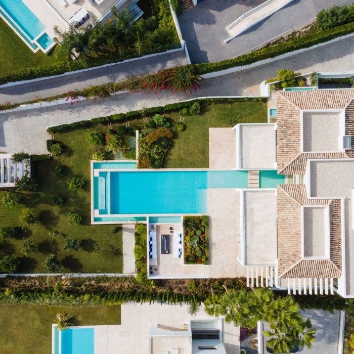 Elegant Contemporary Villa in La Cerquilla, Nueva Andalucia | Image 32